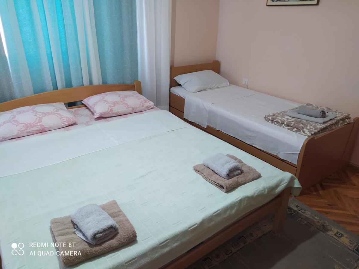 Apartment & Rooms Aleksandar Golubac Exterior foto
